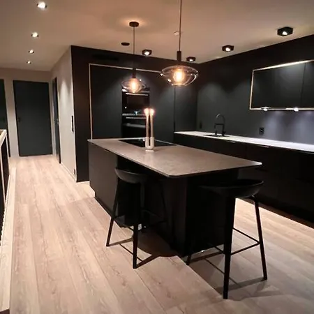 Nytt Og Moderne Hus I Vakre Lofoten, Sentralt Pa 别墅 莱克内斯